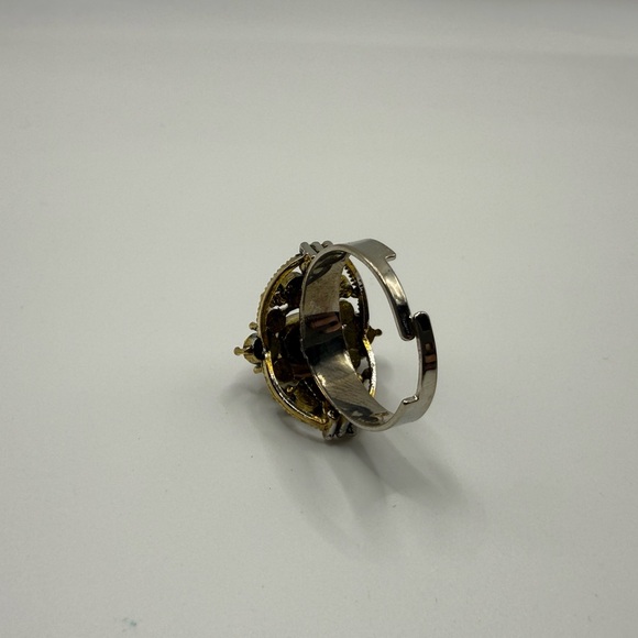 🛍️ Amber Statement Ring Adjustable Silver Tone Band Vintage Style Sparkle - Picture 5 of 7